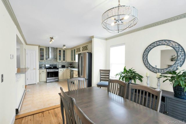 52 Edgewood Road, Port Washington, NY 11050
