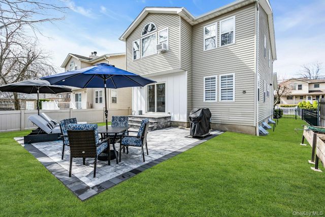 52 Edgewood Road, Port Washington, NY 11050