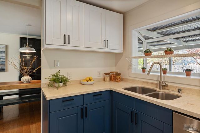 42 Billou St, San Rafael, CA 94901