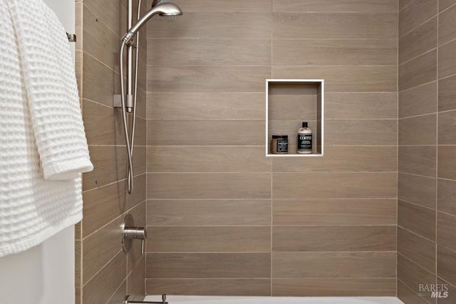 42 Billou St, San Rafael, CA 94901