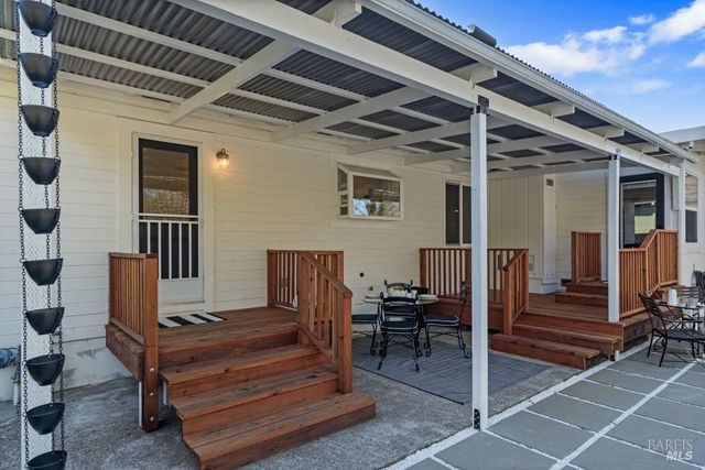 42 Billou St, San Rafael, CA 94901