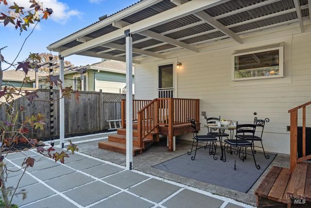 42 Billou St, San Rafael, CA 94901