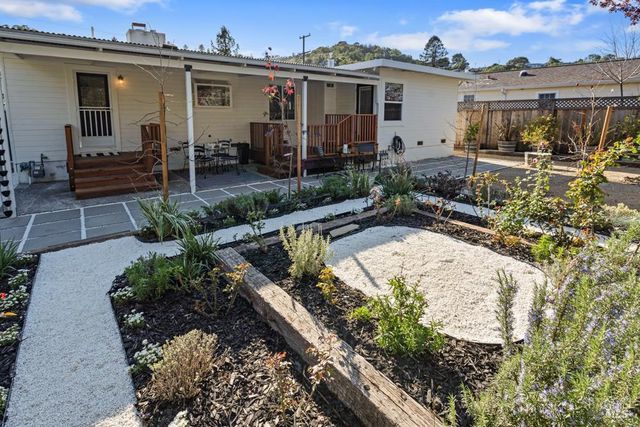 42 Billou St, San Rafael, CA 94901