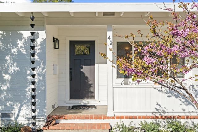 42 Billou St, San Rafael, CA 94901