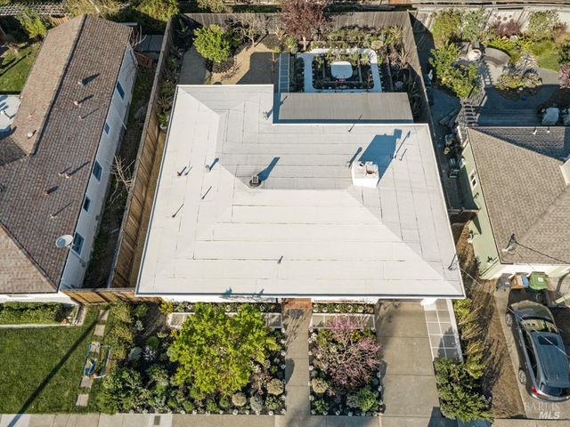 42 Billou St, San Rafael, CA 94901