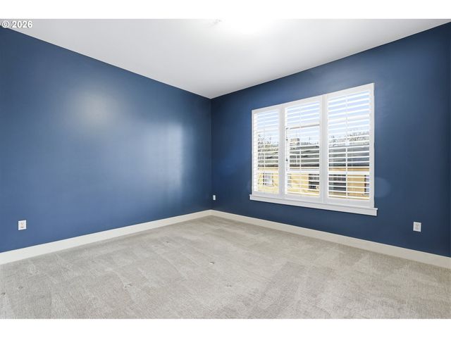 1930 Nw IRVING St 302, Portland, OR 97209