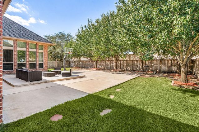 2406 Brandyshire Drive, Katy, TX 77494