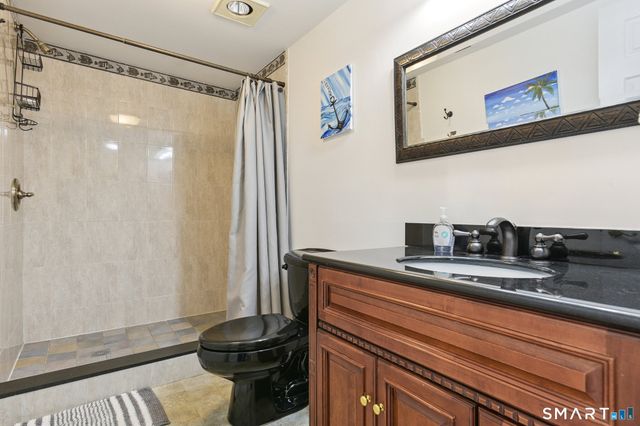 1010 Ocean Avenue, West Haven, CT 06516