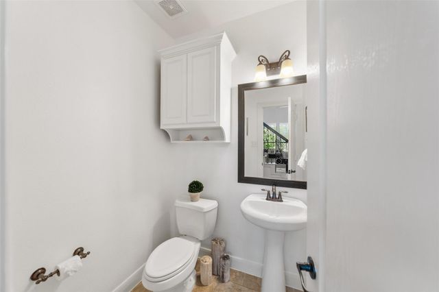 26 Verdin Place, The Woodlands, TX 77389