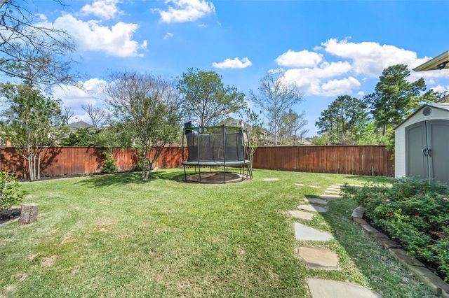 26 Verdin Place, The Woodlands, TX 77389