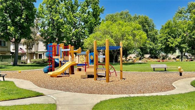 8396 Sunset Trail A, Rancho Cucamonga, CA 91730