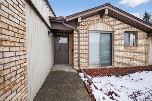 11728 Amber Le Drive, Warren, MI 48093