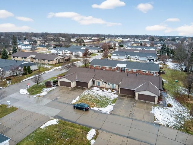 11728 Amber Le Drive, Warren, MI 48093