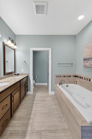 441 Grandview Drive, Waunakee, WI 53597