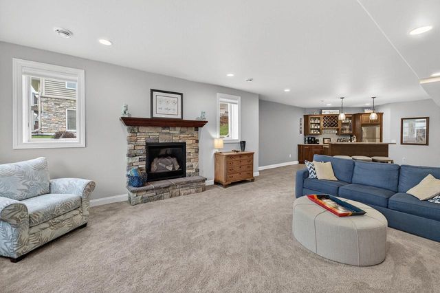 441 Grandview Drive, Waunakee, WI 53597