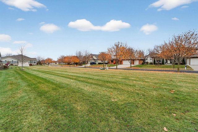 441 Grandview Drive, Waunakee, WI 53597