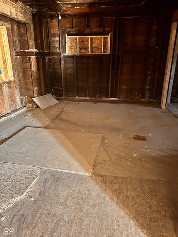 4314 E New York Street, Indianapolis, IN 46201