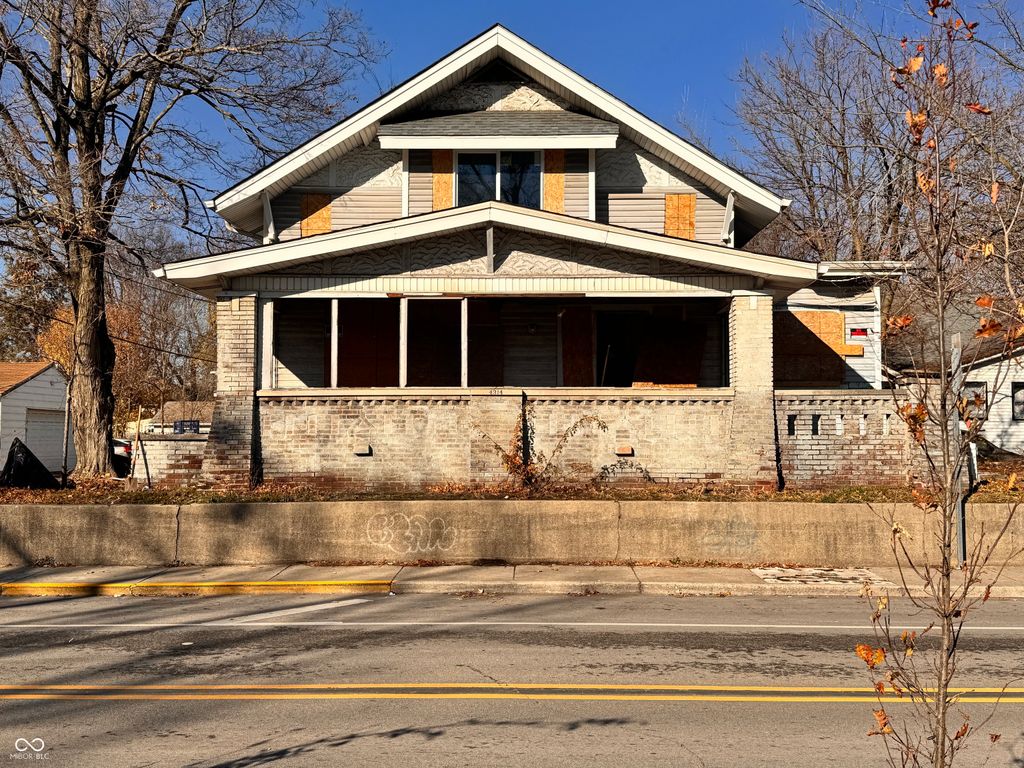 4314 E New York Street, Indianapolis, IN 46201
