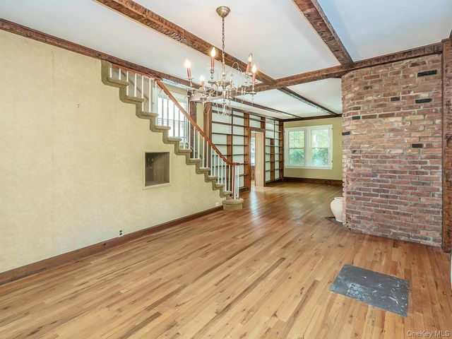177 Prospect Avenue, Sea Cliff, NY 11579