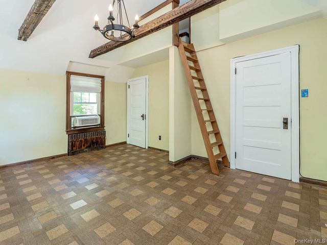 177 Prospect Avenue, Sea Cliff, NY 11579