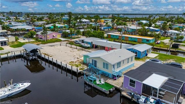 2634 Coco Plum DR, Matlacha, FL 33993