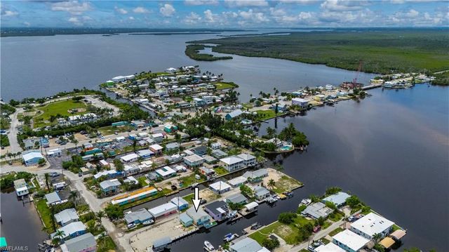 2634 Coco Plum DR, Matlacha, FL 33993