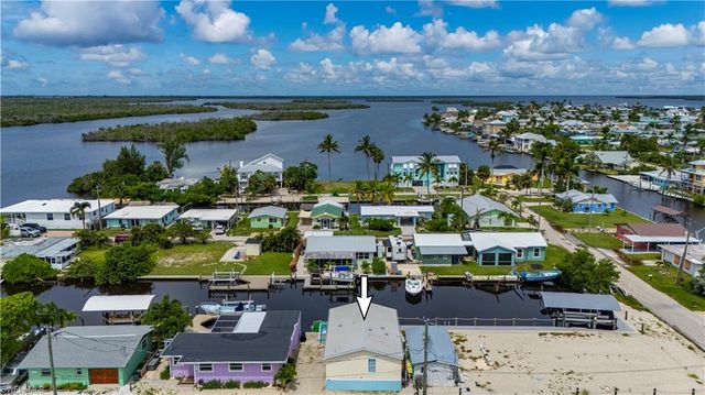 2634 Coco Plum DR, Matlacha, FL 33993