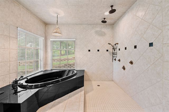 525 County Road 2317, Mineola, TX 75773