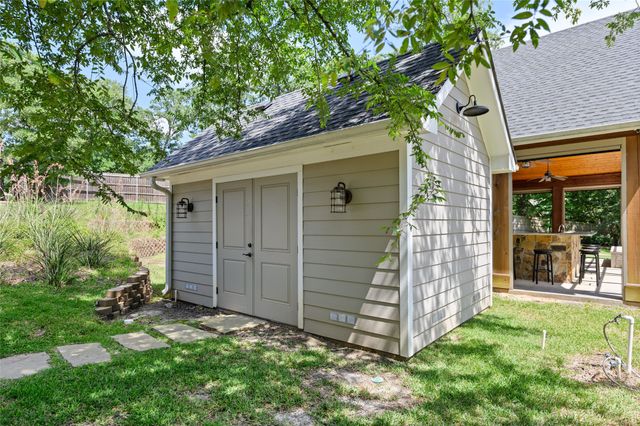 525 County Road 2317, Mineola, TX 75773