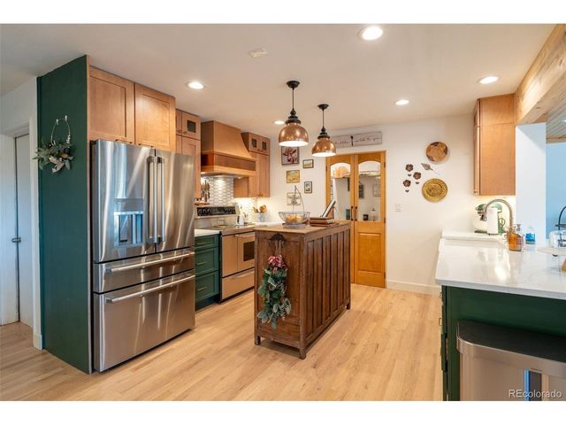 1898 S Arbutus St, Lakewood, CO 80228