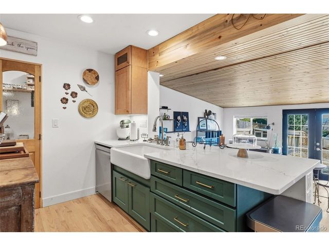 1898 S Arbutus St, Lakewood, CO 80228