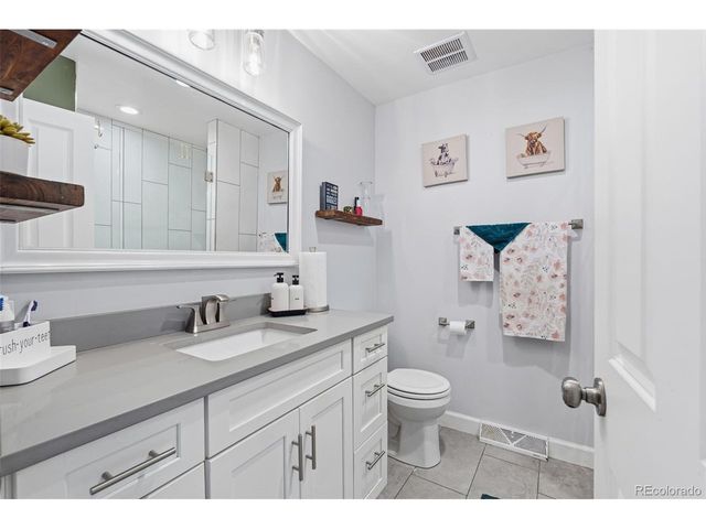 1898 S Arbutus St, Lakewood, CO 80228