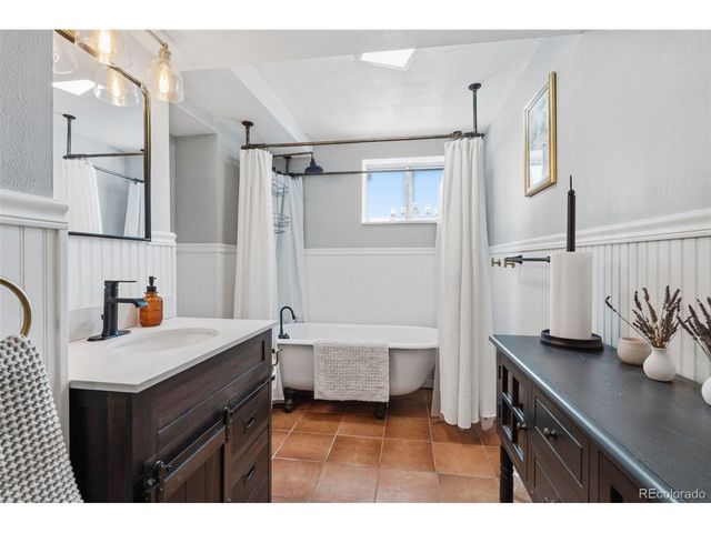 1898 S Arbutus St, Lakewood, CO 80228