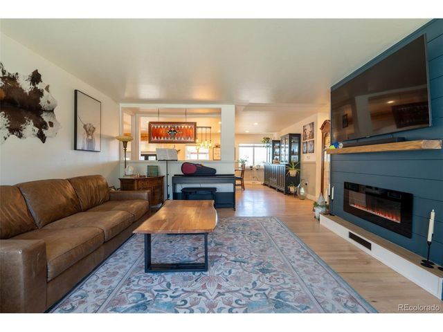 1898 S Arbutus St, Lakewood, CO 80228