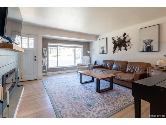 1898 S Arbutus St, Lakewood, CO 80228