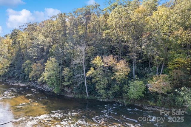 16 Harleys Cove, Waynesville, NC 28785