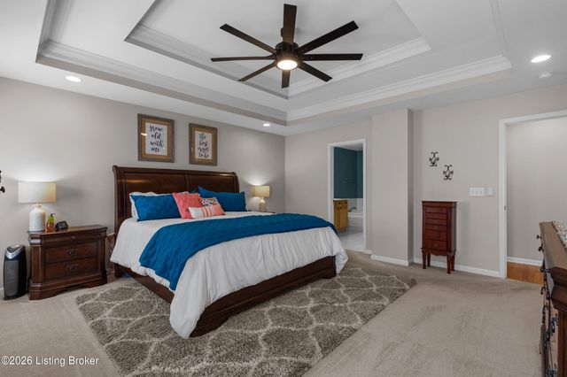 13700 Lake Spring Dr, Louisville, KY 40299