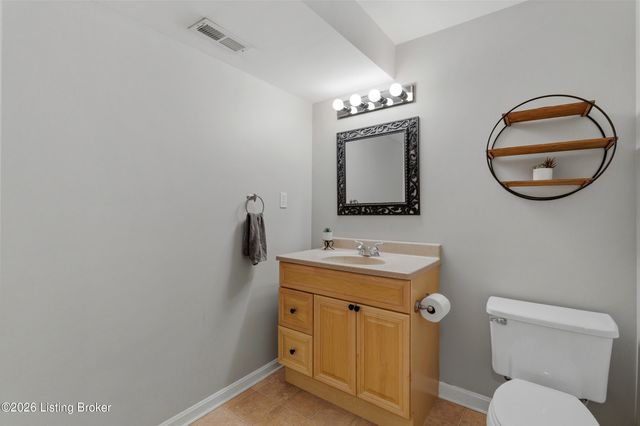 13700 Lake Spring Dr, Louisville, KY 40299