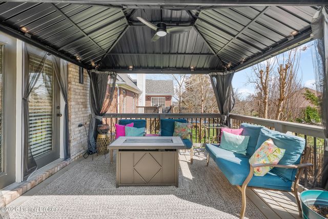 13700 Lake Spring Dr, Louisville, KY 40299