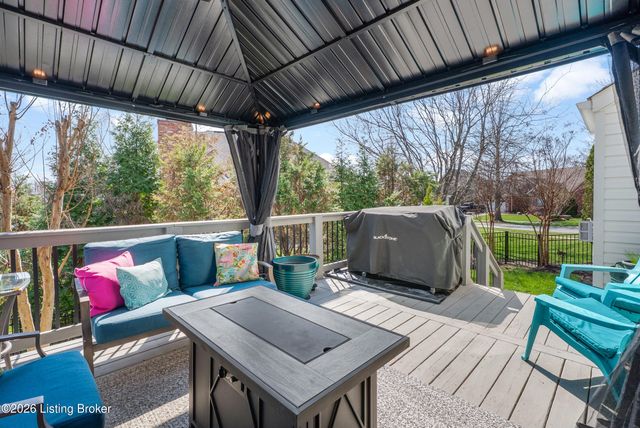 13700 Lake Spring Dr, Louisville, KY 40299