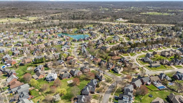 13700 Lake Spring Dr, Louisville, KY 40299
