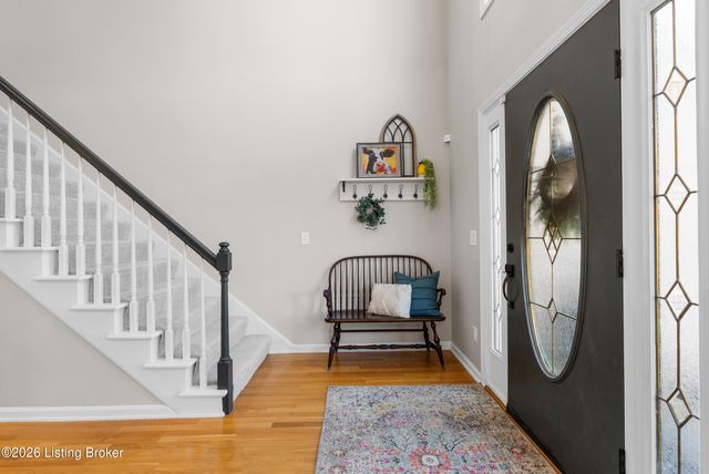 13700 Lake Spring Dr, Louisville, KY 40299