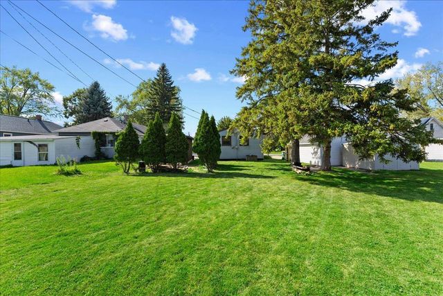 1116 LYNDON STREET, Green Bay, WI 54303