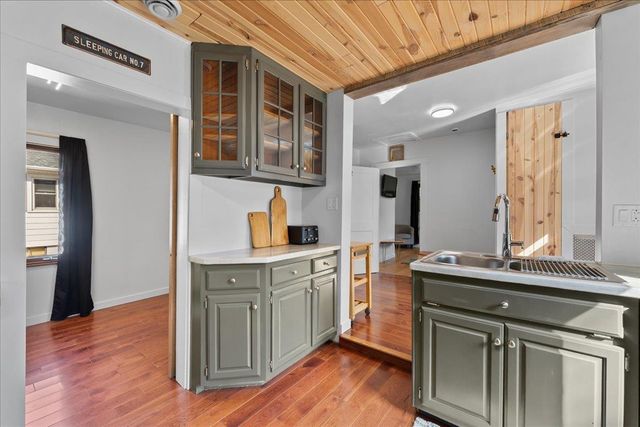 1116 LYNDON STREET, Green Bay, WI 54303