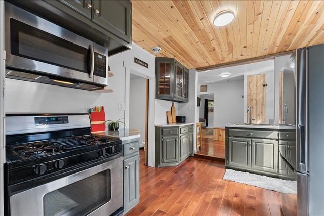1116 LYNDON STREET, Green Bay, WI 54303