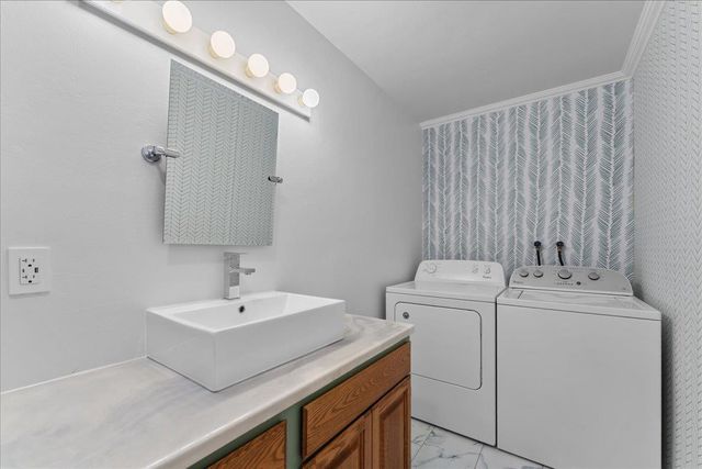 1116 LYNDON STREET, Green Bay, WI 54303