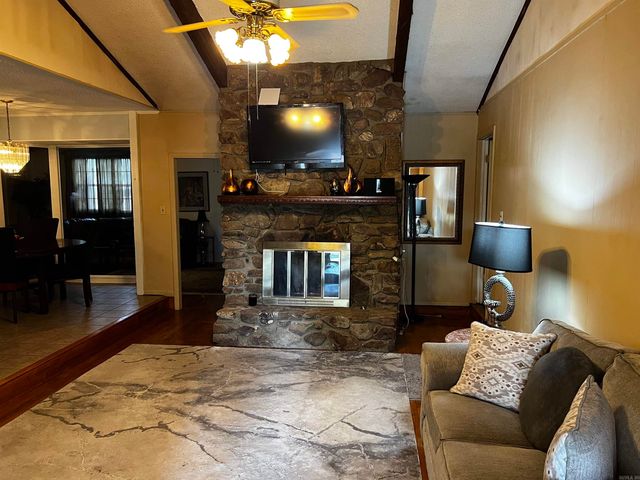 3211 Dartmouth Court, Little Rock, AR 72204