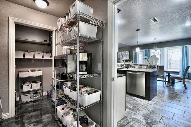 167 Madison 6093, Huntsville, AR 72740