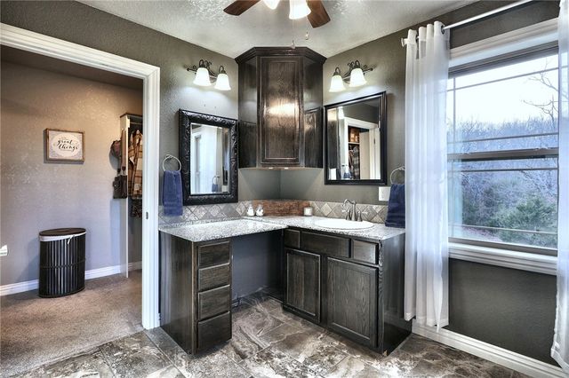 167 Madison 6093, Huntsville, AR 72740