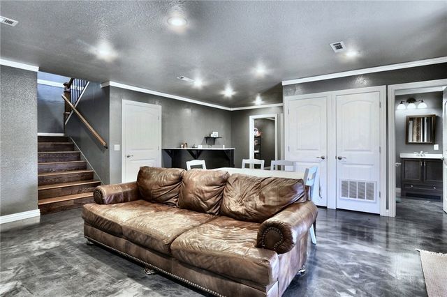 167 Madison 6093, Huntsville, AR 72740